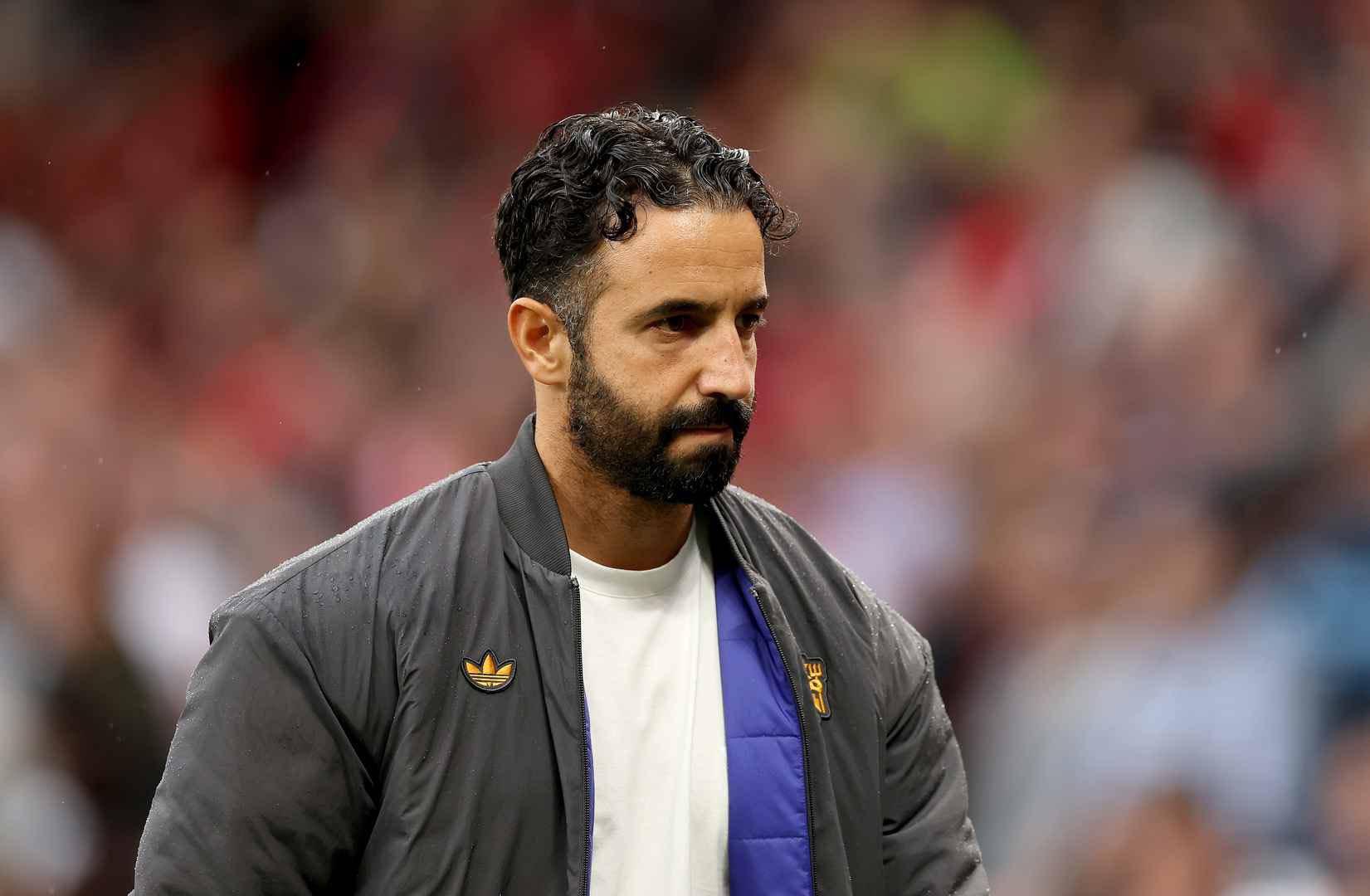 B费罚点前你在考虑未来?阿莫林:没,我只是在想他不会罚丢